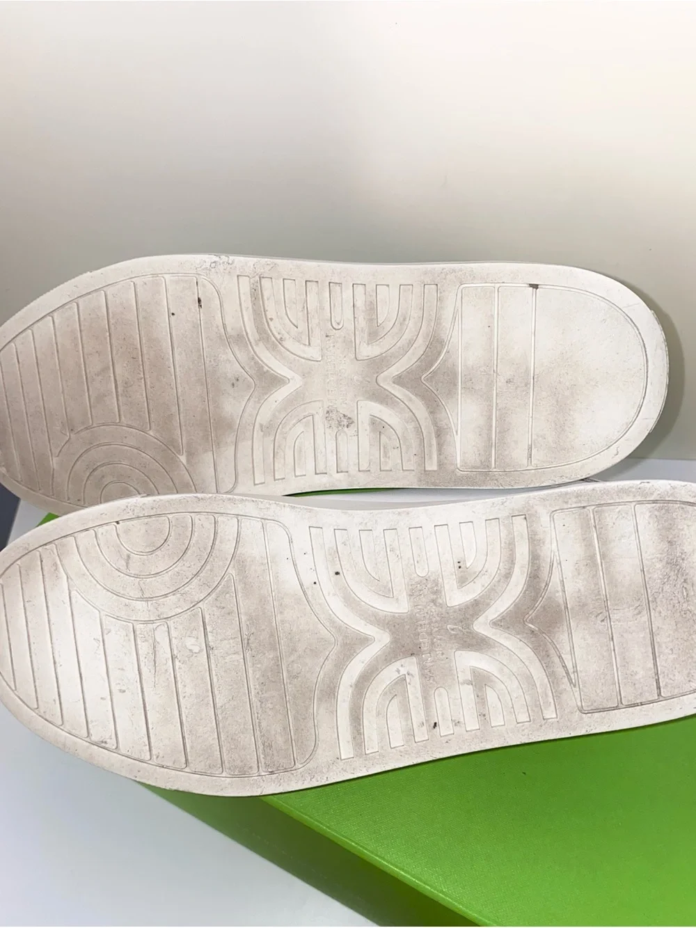 Sam Edelman White Leather Low-Top Sneakers